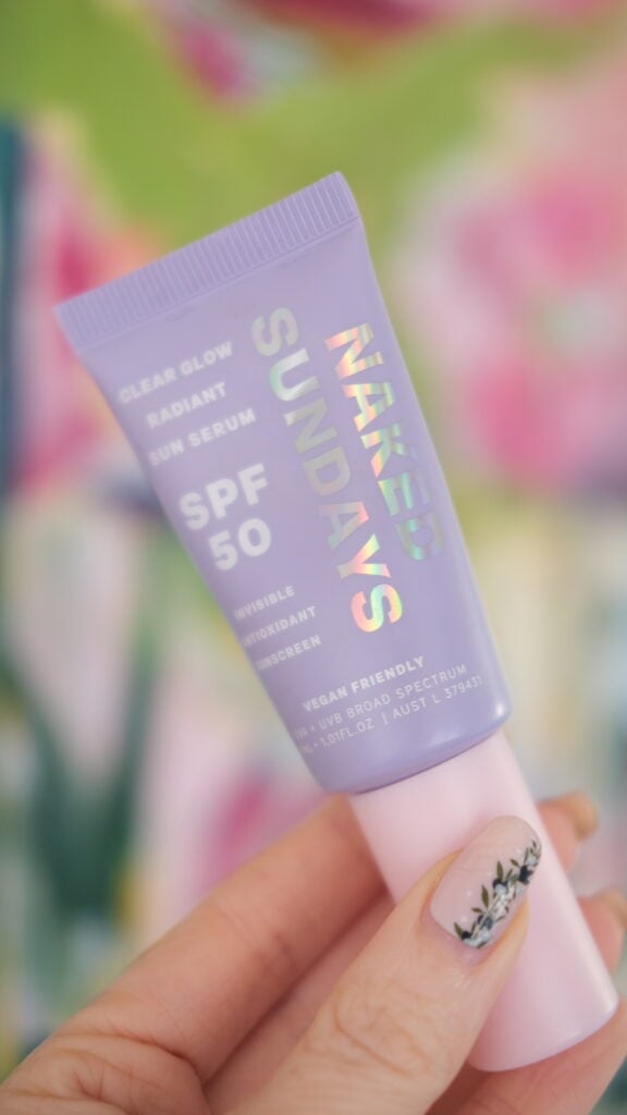 Does Sunscreen Clog Pores? + 5 Easy Ways to Prevent It! Lorna Ryan