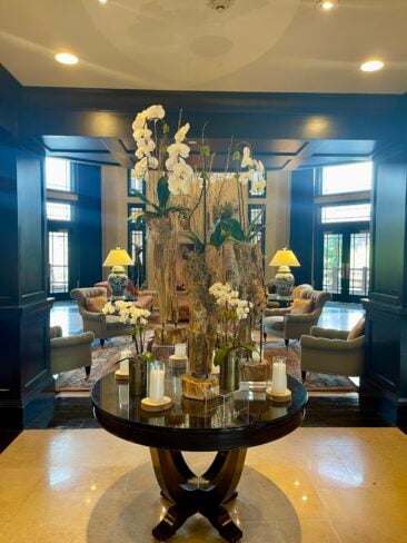 Discover the luxury and elegance of Waldorf Astoria Park City in this detailed Waldorf Astoria Park City review. Learn about its amenities, service, and experience for the perfect mountain getaway.