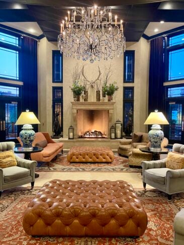 In this Waldorf Astoria Park City Review, I’m sharing all about Waldorf Astoria Park City Rooms, Dining, Spa, Parking, and Amenities.