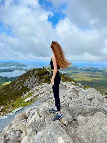 Wondering about the Greatness Wins returns policy and how to wash Greatness Wins clothes? Read my Greatness Wins review where I give you all the details and a 25% off Greatness Wins promo code.