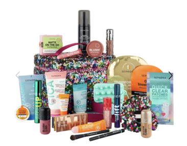 The Sephora advent calendar for 2026 is here! As usual, the Sephora holiday advent calendar is packed full of amazing products at an incredible price. Find the top advent calendars at Sephora in this blog post.